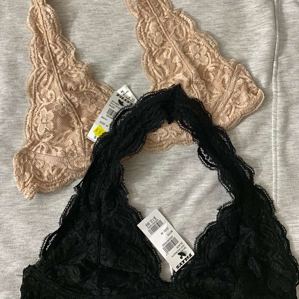 Black & Nude Haley lace bralette😍